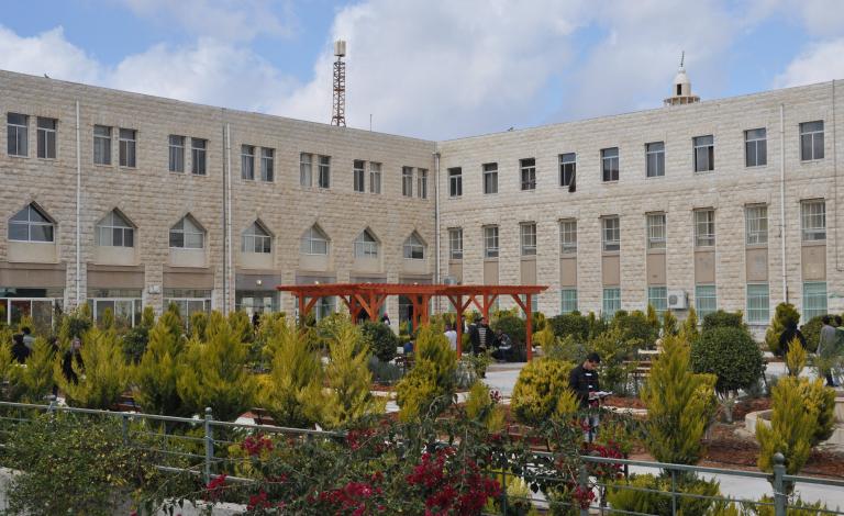 اتفاق بين جامعة القدس وجامعة مغربية لمنح الدكتوراه بالحقوق