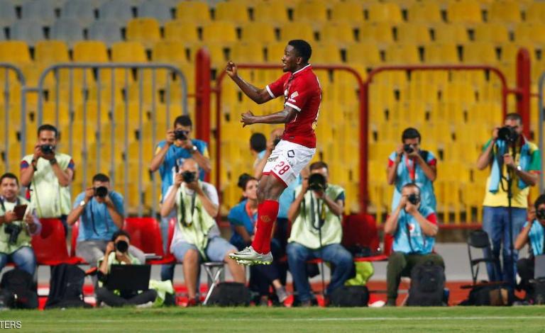 الأهلي يسحق سموحة في طريقه لنهائي الكأس