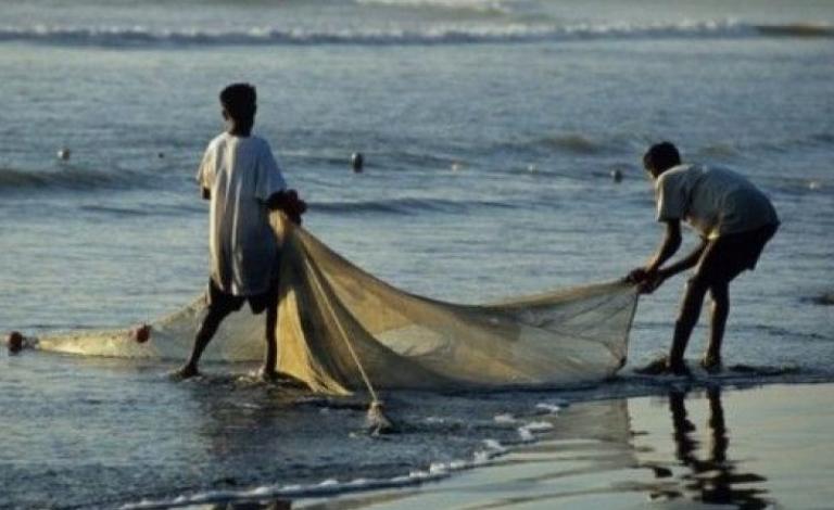 الاحتلال يفرج عن 5 صيادين اعتقلهم صباح اليوم ببحر غزة