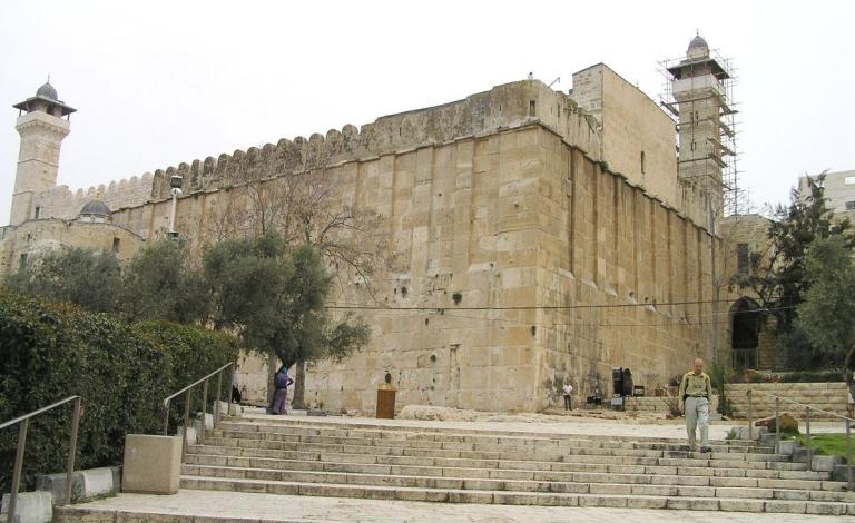 1200px-Hebron001