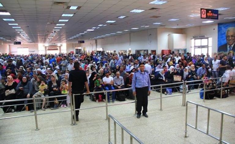 المسافرين بمعبر الكرامة