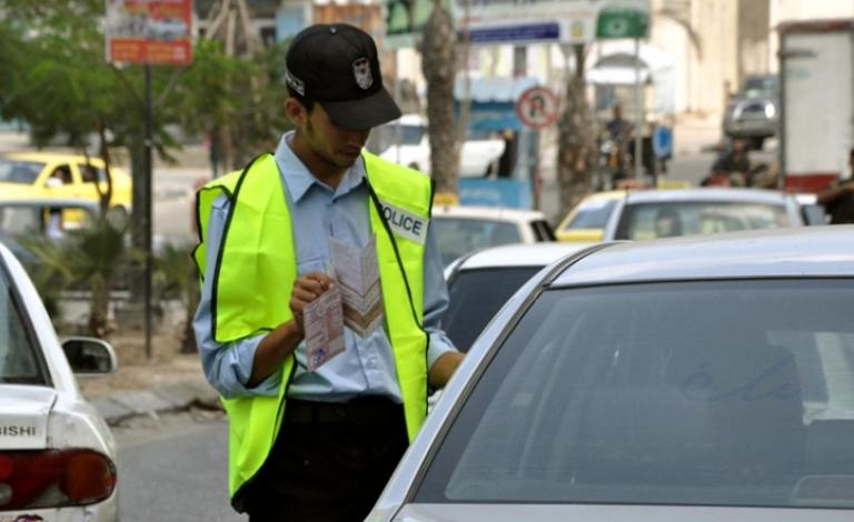 شرطي مرور في غزة