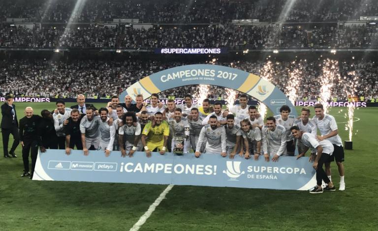 بالصور: ريال مدريد يكرر الفوز على برشلونة ويتوج بالسوبر الإسباني