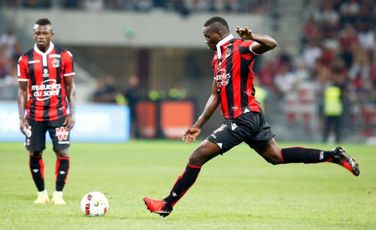 بالوتيلي ينتقد ميركاتو الشتاء الإيطالي بتغريدة مثيرة