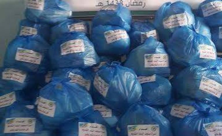 صورة خبر توزيع البلد القديم 100 سلة رمضانية بدير البلح
