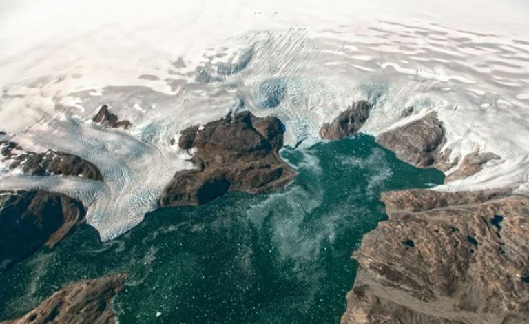 ذوبان الجليد يكشف قاعدة عسكرية أمريكية سرية في غرينلاند