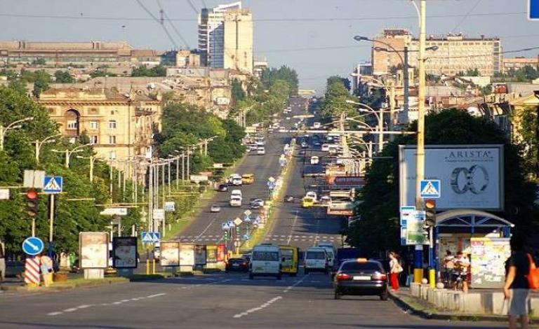 مقتل شخصين بانفجار قنبلة في زابوريجيا الأوكرانية