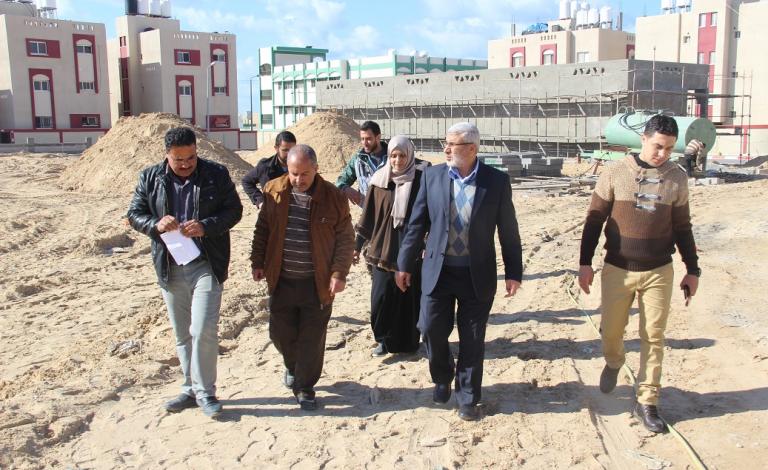 أبو رضوان يتفقد المشاريع الجاري تنفيذها برفح