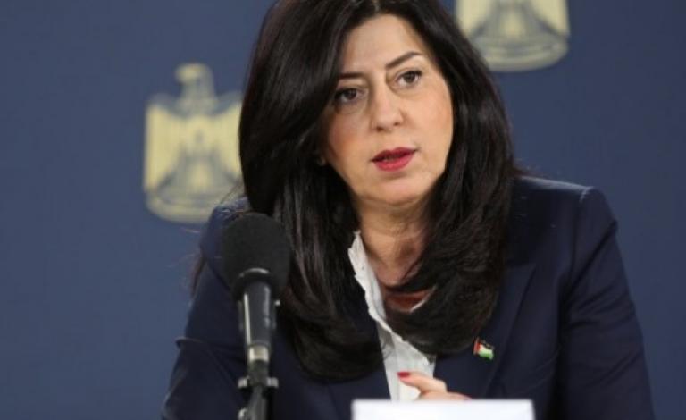 34058-أسماء-حسنى-خلال-مشاركتها-بمؤتمر-قمة-الابتكار