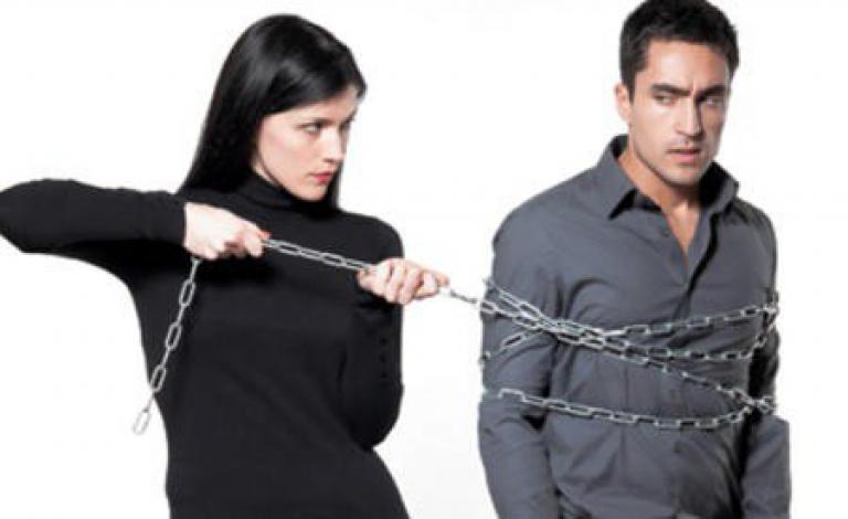 انتقام المرأة.. سلوكٌ ماكر أم غيرة مبالغة؟!