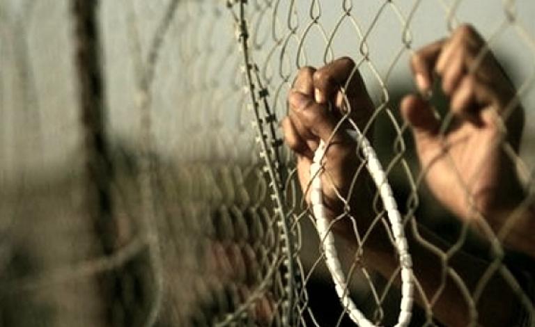 ثلاثة أسرى يواصلون معركة الكرامة