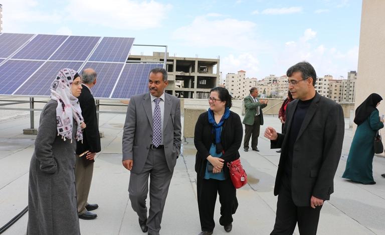 البنك الدولي يزور مؤسسة فلسطين المستقبل للطفولة