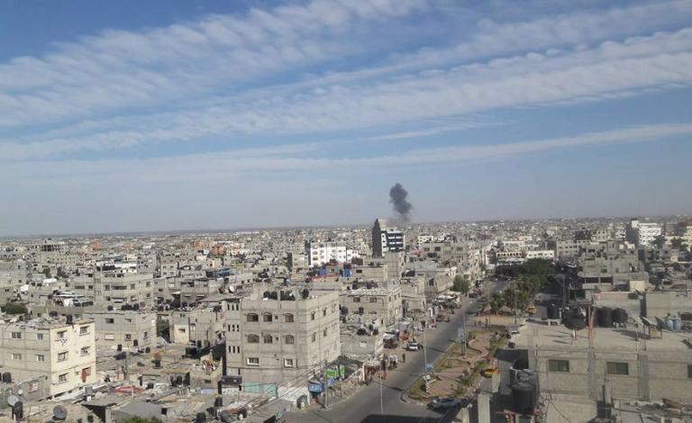 طائرات الاحتلال تقصف أراض زراعية برفح