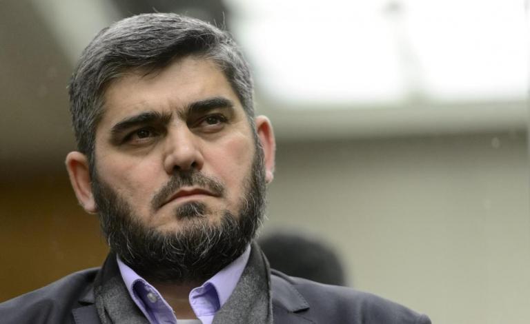 علوش: دمشق وطهران تعرقلان انتقال روسيا إلى دور حيادي