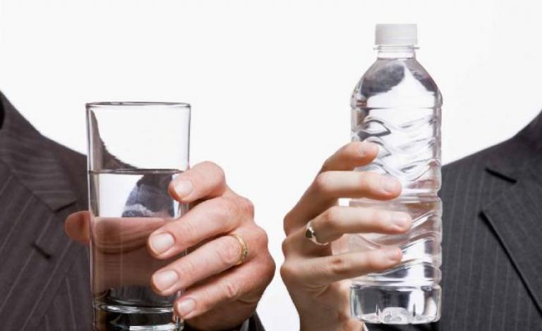 bottled-water-or-tap-water