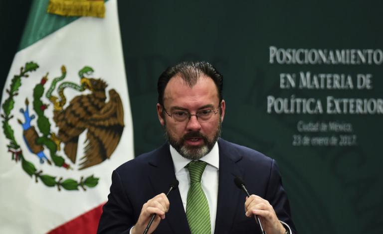 المكسيك تهدد بفرض ضرائب على المنتجات الأمريكية