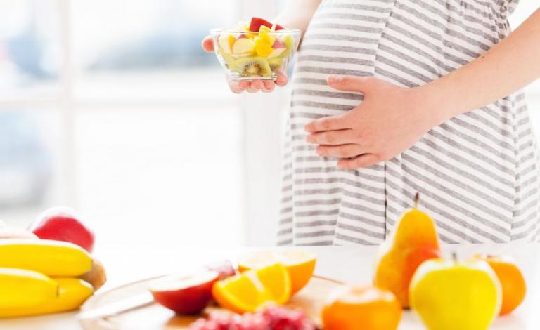 دراسة: الفواكه للحامل تزيد ذكاء وليدها