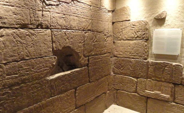 5af3db11d437507a768b45b9