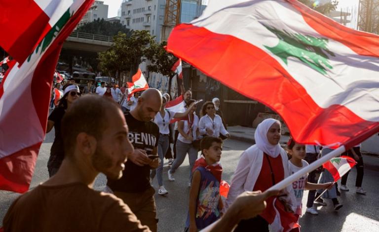 عدة جرحى بهجوم استهدف مظاهرات بيروت