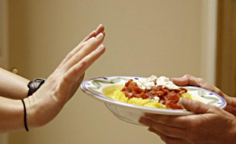 resized_7d497-ff839182223141lossofappetite-570x320