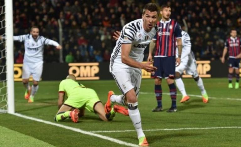 فوز يوفنتوس على كروتوني