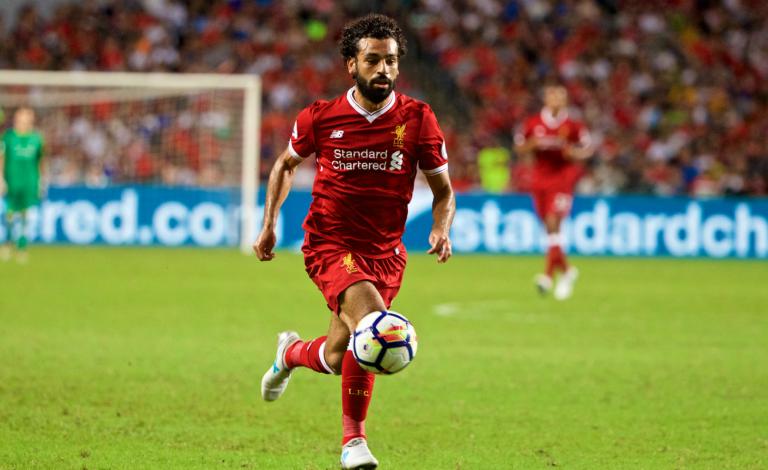 صلاح يتقدم في استفتاء أفضل لاعب على رونالدو وميسي