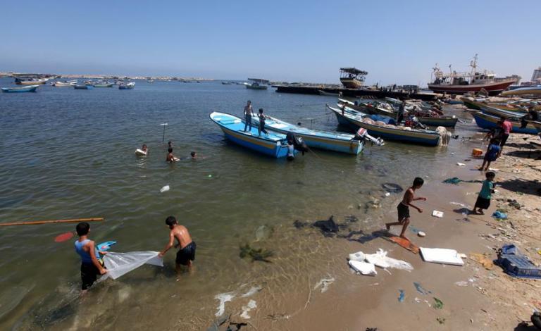 الدفاع المدني يُعلن انتهاء موسم الاصطياف لهذا العام