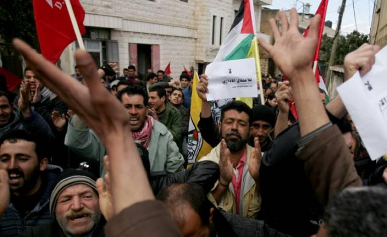 مسيرة تضامنية بنابلس مع الأسرى في سجون الاحتلال