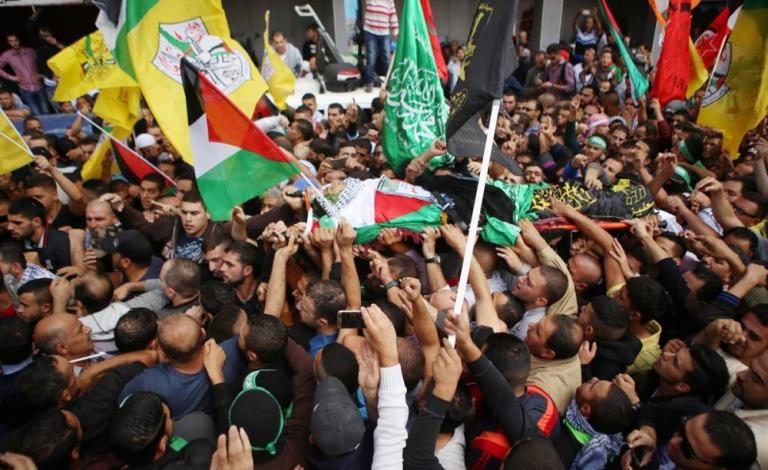 تشييع شهيد ارتقى خلال انتفاضة القدس الحالية