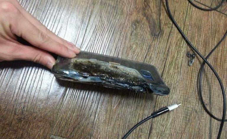 Samsung-Galaxy-Note-7-Exploded-02