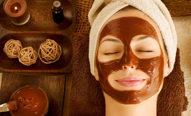 bigstock-Chocolate-Luxury-Spa-Facial-M-36469048