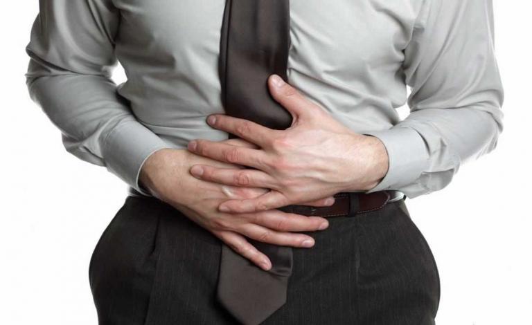 طرق طبيعية للتخلص من انتفاخ البطن المزعج