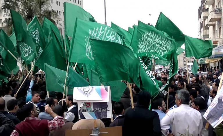  دراسة توثيقية تؤكد دور حماس الريادي المقاوم بالضفة