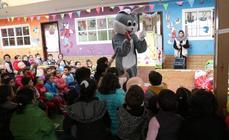 خدمات الطفولة و"تامر" ينفذان يوماً للأطفال بروضة العودة