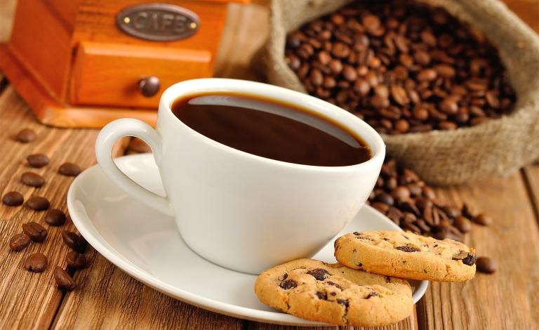 لماذا عليك أن تتجنب شرب القهوة على معدة فارغة؟