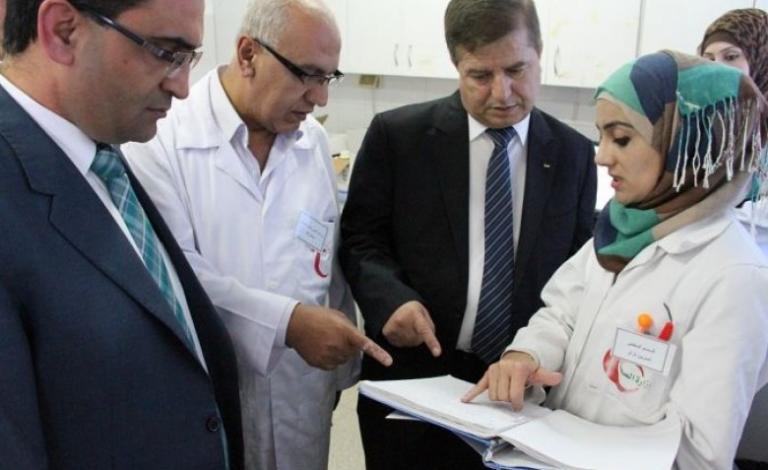 وزير الصحة جواد عواد