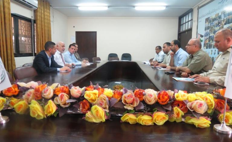 غزة: توصية بحظر الاتجار بالآلات الحادة