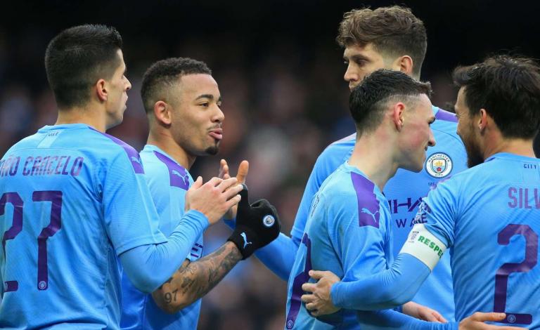 مانشستر سيتي يضرب شباك فولهام برباعية مع الرأفة