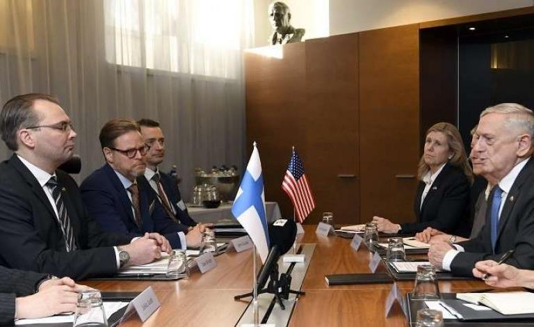 5af08f7b95a597c63f8b460d