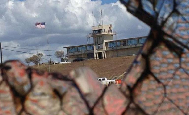 كوبا تساعد الولايات المتحدة في إطفاء حريق اندلع في غوانتانامو