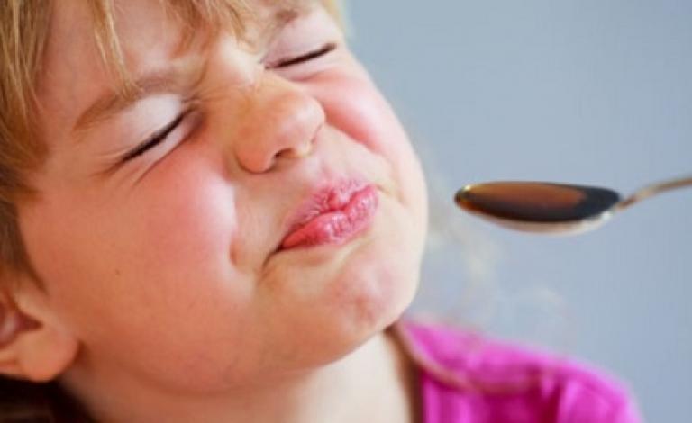 كيفية_إعطاء_الدواء_للأطفال