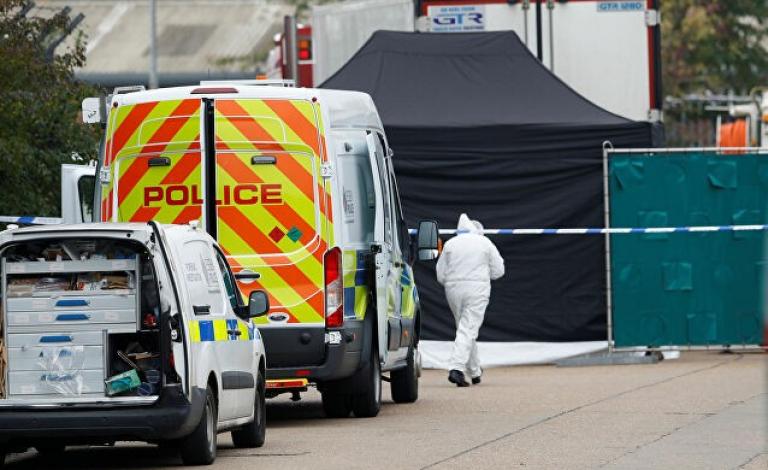 موجة جديدة ووباءان أكثر فتكا في الولايات المتحدة