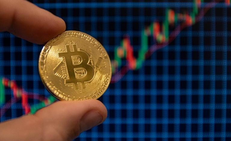 محاولتان تبقتا أمام المبرمج قبل أن يخسر الثروة للأبد