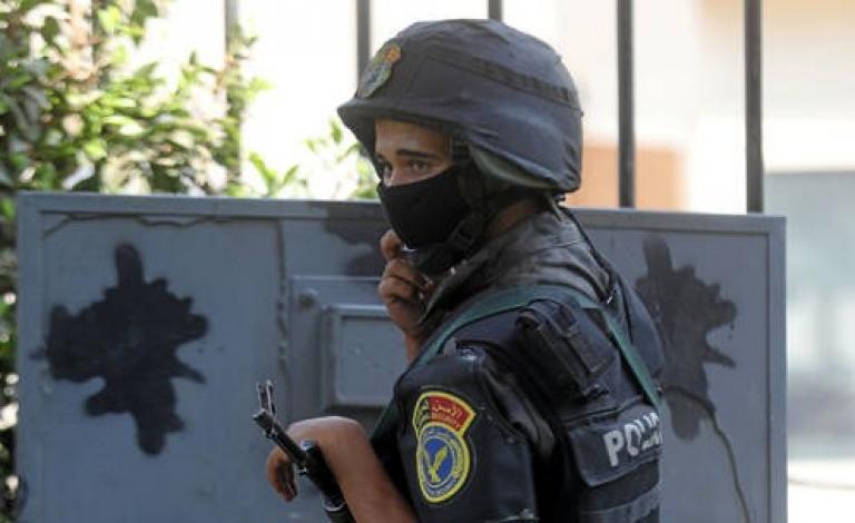 الأمن المصري يقبض على جراح تجميلي معروف تعاونه زوجة لاعب كرة سابق شهير