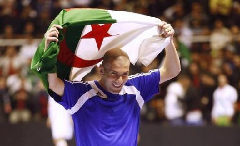 زيدان يقدم يد العون لضحايا بلده الأم الجزائر بمبلغ مالي كبير