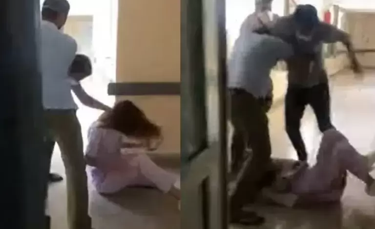 ممرضة تحت أقدام زائر بمستشفى الحسن الثاني في المغرب