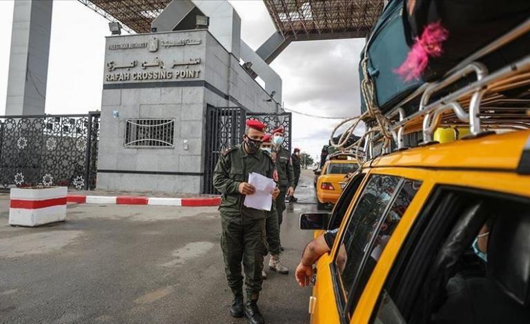 غزة-تمنع-السفر-عبر-معبر-رفح-لغير-متلقي-لقاح-كورونا.jpg