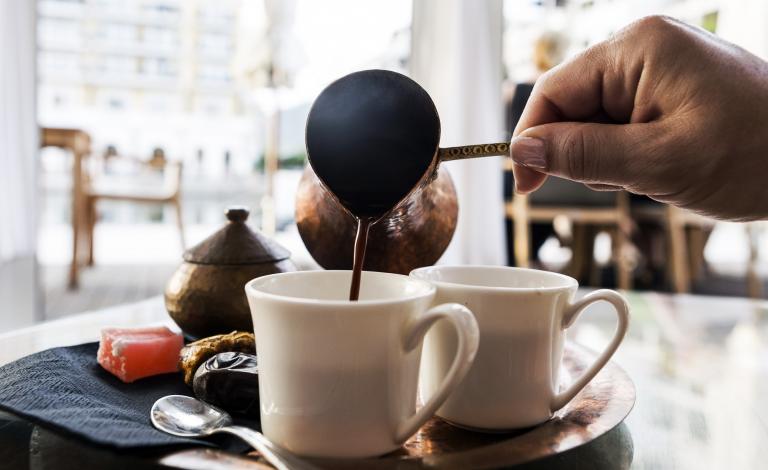 القهوة تحافظ على الكبد من السموم