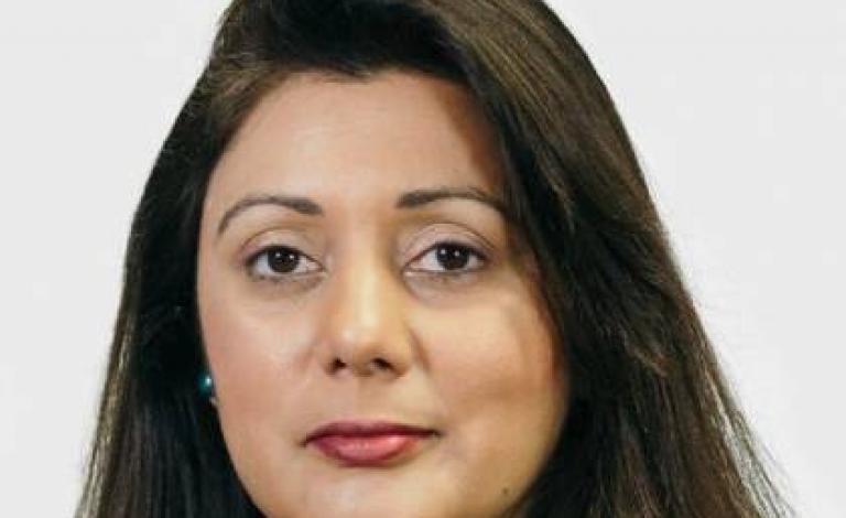 وزيرة بريطانية سابقة: تمت إقالتي من منصبي بسبب عقيدتي الإسلامية