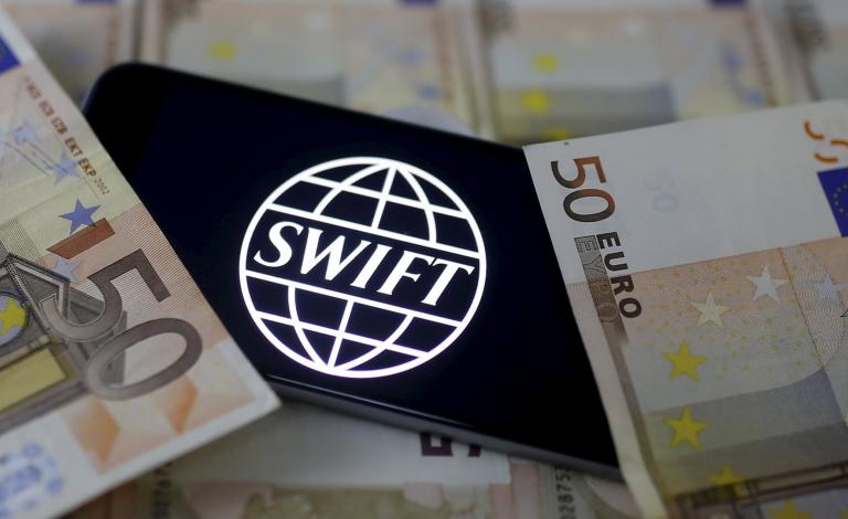 يضم نظام سويفت قرابة 300 مصرف روسي